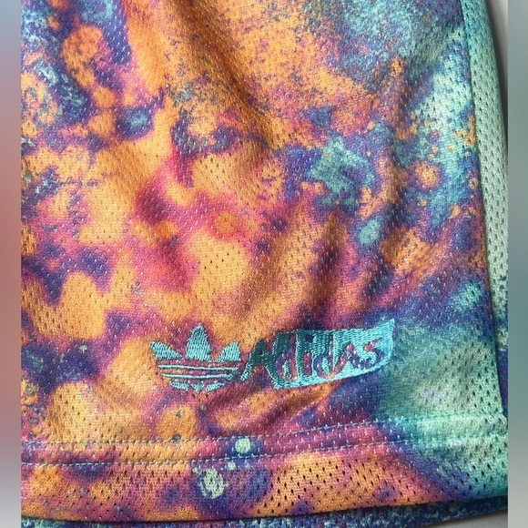 NWT Adidas S AOP Mesh Shorts Multicolor Galaxy Paint Splatter Performance Shorts - Picture 6 of 11